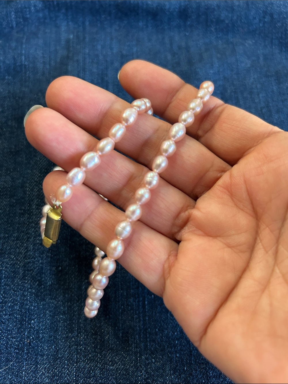 Delicate Pink Faux Freshwater Pearl Necklace with Gold Clasp - Picture 4 of 5